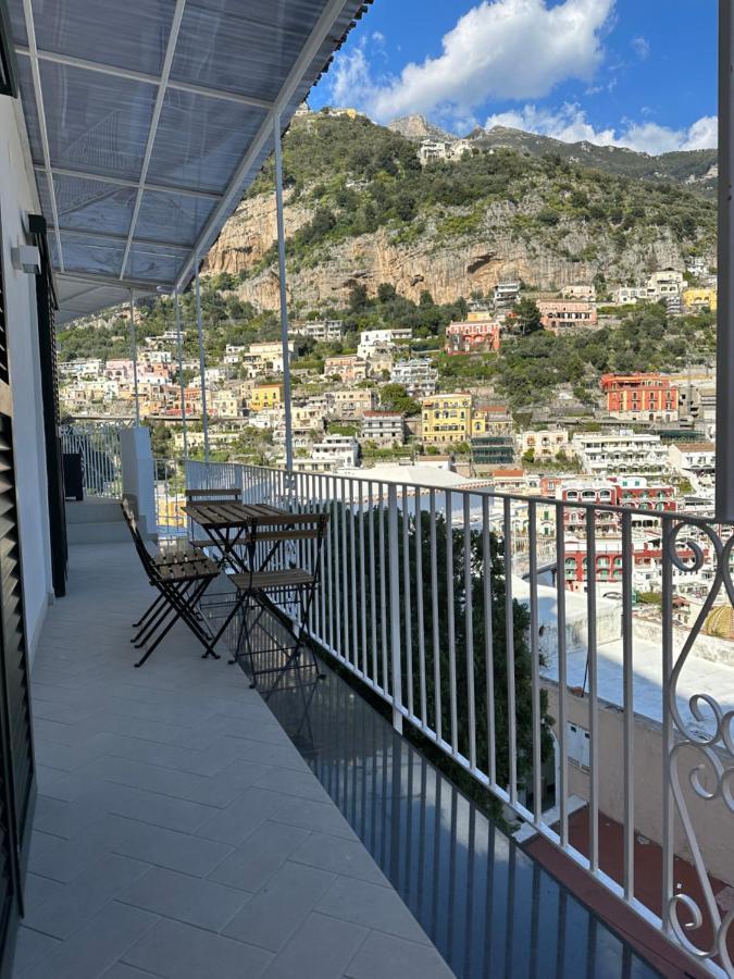 Queen View Apartment - No Kitchen Positano Exterior photo